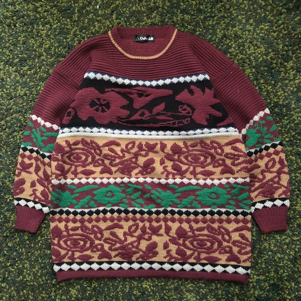 OuFeeilih Patterned Sweater (no size tag, see measurements)
